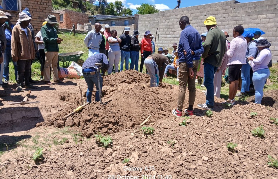 Hon. Tjabane Launches Climate Smart Plots